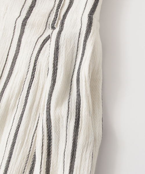 URBAN RESEARCH（アーバンリサーチ）の「UR ストライプパンツ（その他パンツ・レディース・ホワイト系その他・FREE）」の3枚目の写真