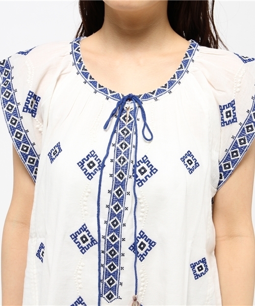 Khaju（カージュ）の「NINA KAUFMANN: エンブロイダリーワンピース  