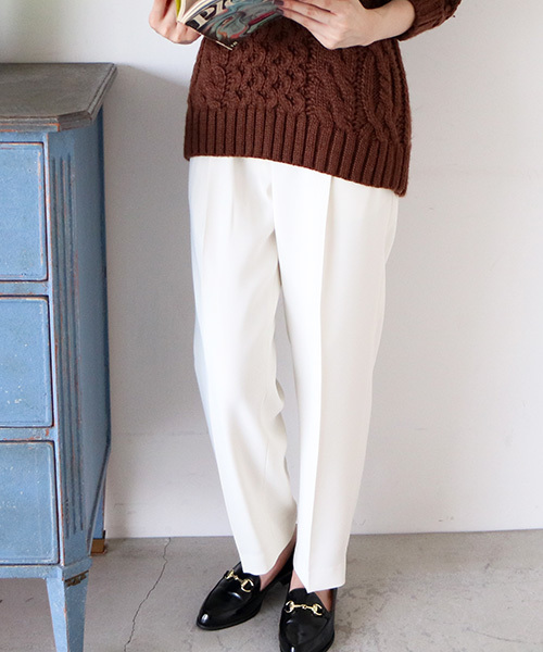 N.(N. Natural Beauty Basic)(エヌエヌナチュラルビューティーベーシック)の「ダブルクロスワイドセンタープレス(その他パンツ・レディース・ブラック/グレー/ホワイト・SMALL/MEDIUM)」の2枚目の写真