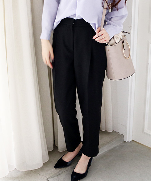 N.(N. Natural Beauty Basic)(エヌエヌナチュラルビューティーベーシック)の「ダブルクロスワイドセンタープレス(その他パンツ・レディース・ブラック/グレー/ホワイト・SMALL/MEDIUM)」の1枚目の写真