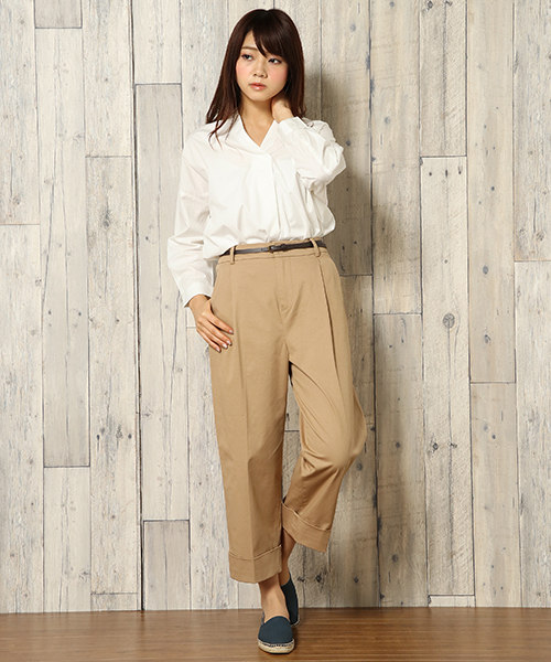 LBC（エルビーシー）の「ベルト付裾ダブルストレートパンツ（その他パンツ・レディース・ベージュ/ブラック/オリーブ・L/M）」の15枚目の写真