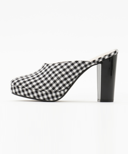 dazzlin（ダズリン）の「ギンガムバックレスシューズ（その他シューズ・レディース・ベージュ/ブラック/レッド・LARGE/MEDIUM）」の4枚目の写真