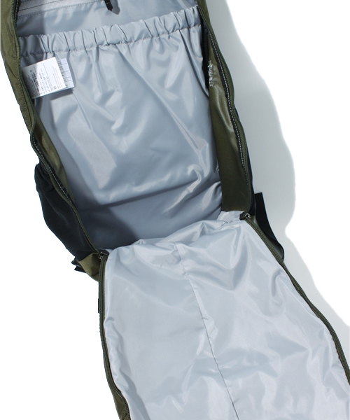 BEAMS BOY（ビームスボーイ）の「ARC'TERYX / “MANTIS 26”（バックパック/リュック・レディース・チャコールグレー/ブラック/ブルー系その他/ワイン/オリーブ/ネイビー/オレンジ/グリーン/ダークグリーン・ONE SIZE）」の18枚目の写真