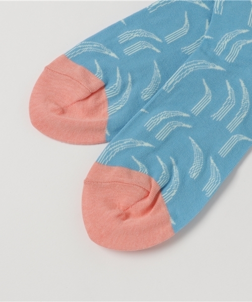 Ne-net(ネネット)の「しばふソックス(ソックス/靴下・レディース・オフホワイト/ブルー/イエロー・03/02)」の9枚目の写真