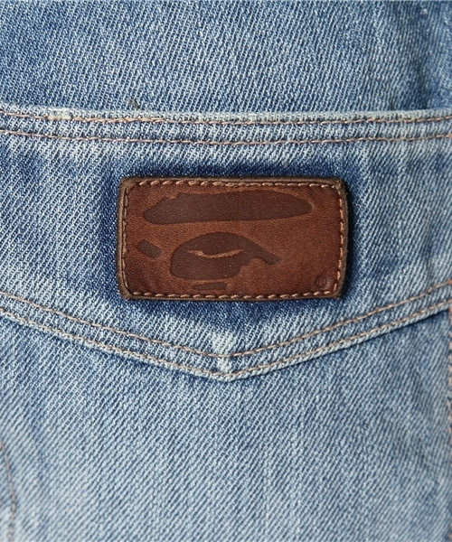 A BATHING APE（アベイシングエイプ）の「BOYFRIEND DENIM SHORTS（デニムパンツ・レディース・ライトインディゴブルー・XX-SMALL/X-SMALL/SMALL）」の8枚目の写真