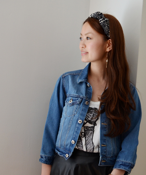 Khaju(カージュ)の「Khaju:デニムGジャン □(デニムジャケット・レディース・ブルー・ONE SIZE)」の2枚目の写真