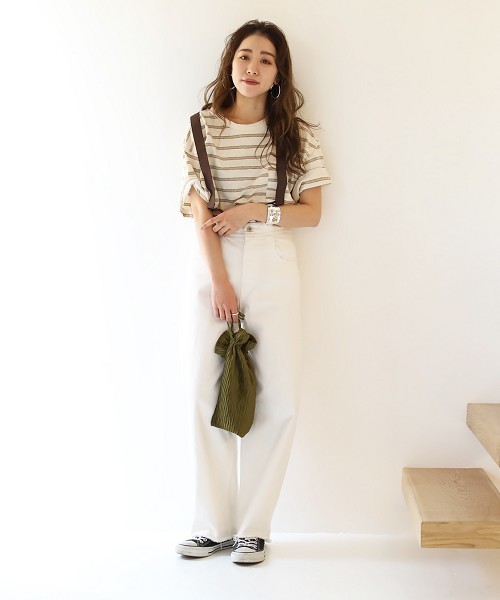 TODAYFUL(トゥデイフル)の「オーバーサイズボーダーTシャツ(Tシャツ/カットソー・レディース・ブルー/アイボリー/ボルドー・FREE)」の4枚目の写真