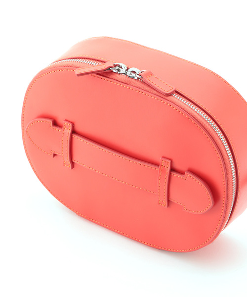 YAHKI(ヤーキ)の「【YAHKI】ROUND CLUTCH(クラッチバッグ・レディース・ブラック/ベージュ系その他/レッド・FREE)」の8枚目の写真