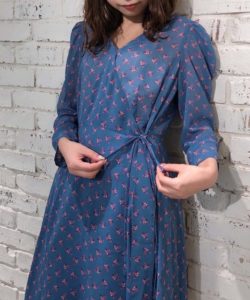 one after another NICE CLAUP(ワンアフターアナザーナイスクラップ)の「カシュクール OTONAワンピース(ワンピース・レディース・ブラック/グリーン/ホワイト系その他/ブルー系その他・FREE)」の14枚目の写真