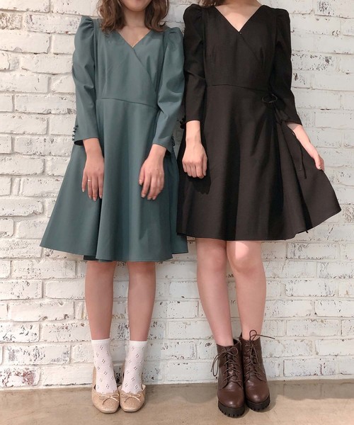 one after another NICE CLAUP(ワンアフターアナザーナイスクラップ)の「カシュクール OTONAワンピース(ワンピース・レディース・ブラック/グリーン/ホワイト系その他/ブルー系その他・FREE)」の11枚目の写真