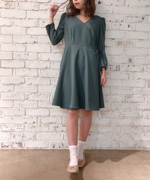 one after another NICE CLAUP(ワンアフターアナザーナイスクラップ)の「カシュクール OTONAワンピース(ワンピース・レディース・ブラック/グリーン/ホワイト系その他/ブルー系その他・FREE)」の12枚目の写真