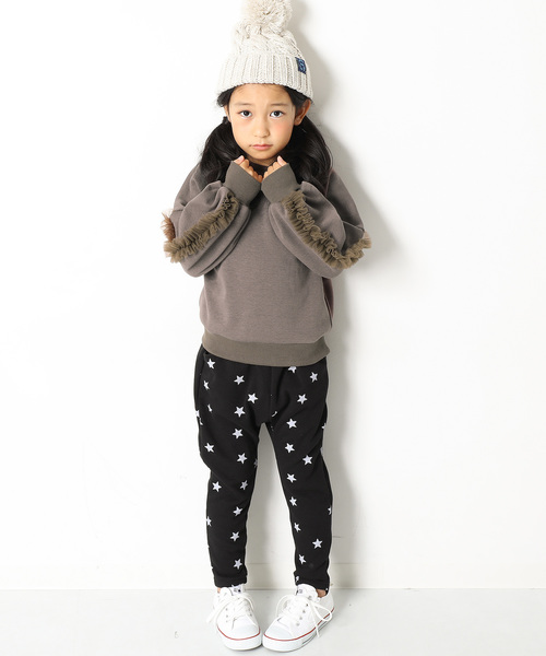 devirock(デビロック)の「まるで着る毛布 袖チュール付き裏シャギートップス 裏起毛(スウェット・キッズ・グレー系その他/スモークピンク/モカ/ラベンダー/ネイビー・140cm/150cm/110cm/130cm/160cm/100cm/120cm)」の7枚目の写真