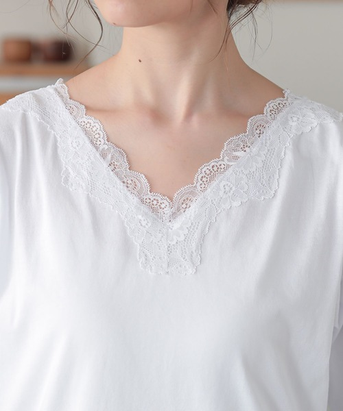 osharewalker（オシャレウォーカー）の「『2wayデザインレースロンT』（Tシャツ/カットソー・レディース・ネイビー/グリーン/プラム/オフホワイト/グレー系その他/ブラック/モカ/ライトブルー・LARGE/X-LARGE/MEDIUM）」の16枚目の写真