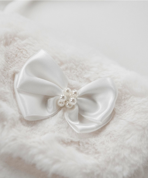 Catherine Cottage（キャサリンコテージ）の「ファーポシェット（ショルダーバッグ・キッズ・オフホワイト・FREE）」の2枚目の写真