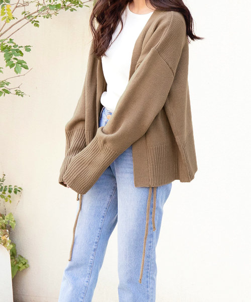 KOBE LETTUCE(コウベレタス)の「トップス⇔カーディガンの2wayバックシャンニット(カーディガン/ボレロ・レディース・グレー/アイボリー/モカ/ブラック・FREE)」の21枚目の写真