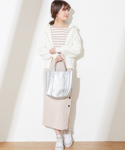 natural couture(ナチュラルクチュール)の「オニワッフルパーカー(パーカー・レディース・ブラック/ベージュ/アイボリー/ラベンダー・FREE)」の5枚目の写真