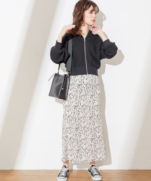 natural couture(ナチュラルクチュール)の「オニワッフルパーカー(パーカー・レディース・ブラック/ベージュ/アイボリー/ラベンダー・FREE)」の8枚目の写真