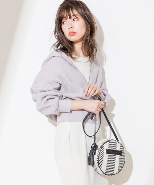 natural couture(ナチュラルクチュール)の「オニワッフルパーカー(パーカー・レディース・ブラック/ベージュ/アイボリー/ラベンダー・FREE)」の18枚目の写真