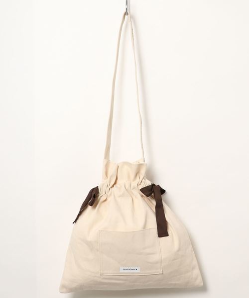 apres jour（アプレジュール）の「apres jourベルトリボン巾着バッグ【ZOZOTOWN限定アイテム】（ショルダーバッグ・レディース・その他・ﾌﾘ-）」の5枚目の写真