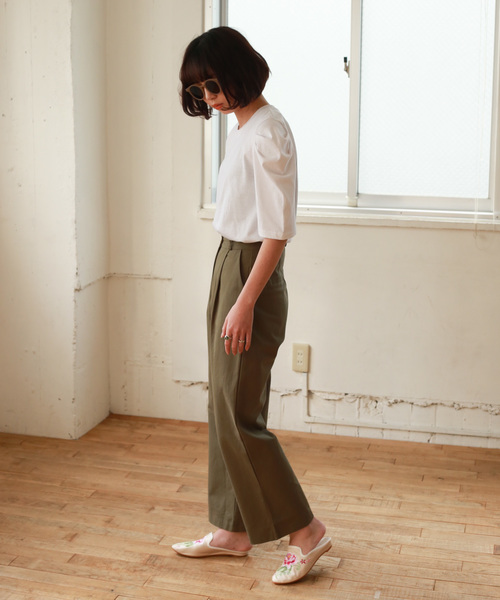 Auntie Rosa(アンティローザ)の「【Auntie Rosa】タックコットンパンツ(デニムパンツ・レディース・ホワイト/カーキ・FREE)」の12枚目の写真