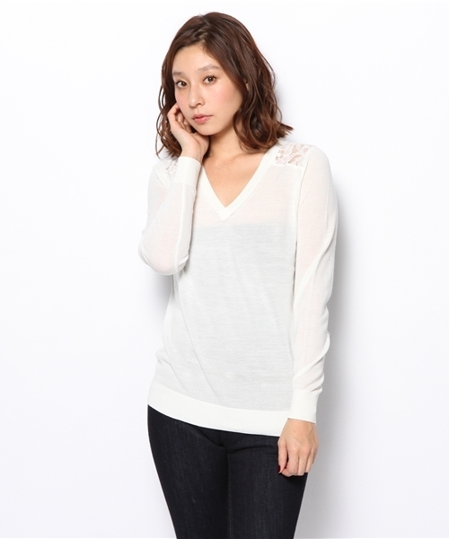 PLST（プラステ）の「バックレースVネックニット（ニット/セーター・レディース・オフホワイト/ブラック/ライトブルー・2）」の2枚目の写真