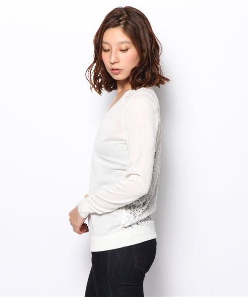 PLST（プラステ）の「バックレースVネックニット（ニット/セーター・レディース・オフホワイト/ブラック/ライトブルー・2）」の6枚目の写真