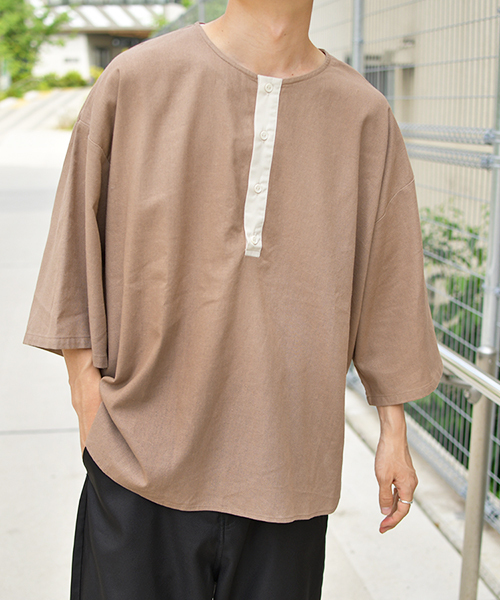 kutir(クティール)の「ヘンリー配色リネンプルオーバー(シャツ/ブラウス・メンズ・オフホワイト/ライトグリーン/モカ・MEDIUM/LARGE)」の7枚目の写真