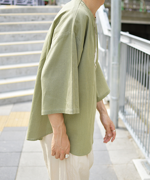 kutir(クティール)の「ヘンリー配色リネンプルオーバー(シャツ/ブラウス・メンズ・オフホワイト/ライトグリーン/モカ・MEDIUM/LARGE)」の15枚目の写真