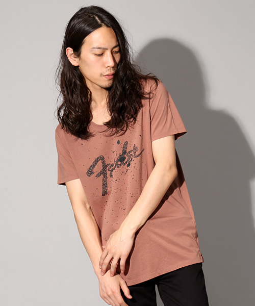Lui's（ルイス）の「LAD MUSICIAN×Fender×Lui's トリプルコラボ限定Tシャツ（Tシャツ/カットソー・メンズ・ホワイト/ブラック/ブルー/ピンク・42/44/46）」の4枚目の写真