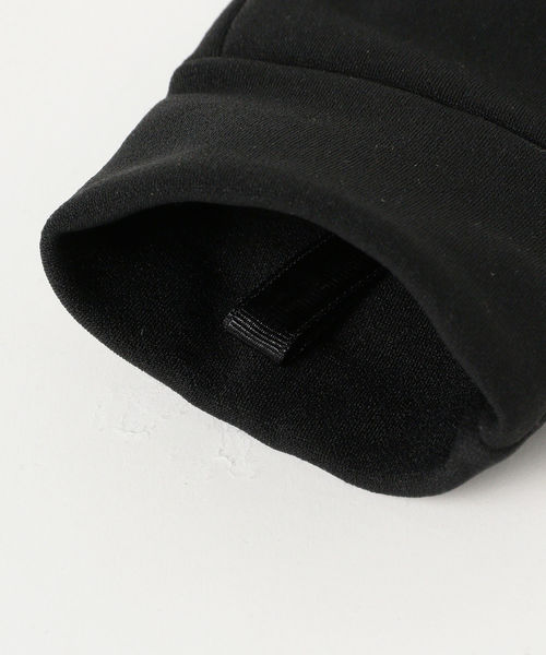 THE NORTH FACE(ザノースフェイス)の「THE NORTH FACE / イーチップ グローブ(手袋・メンズ・ブラック・MEDIUM)」の3枚目の写真