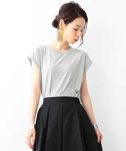 Ray BEAMS（レイビームス）の「Ray BEAMS / ロールアップスリーブ コットン Tシャツ（Tシャツ/カットソー・レディース・ホワイト/シルバー/チャコールグレー/ブラック・ONE SIZE）」の5枚目の写真
