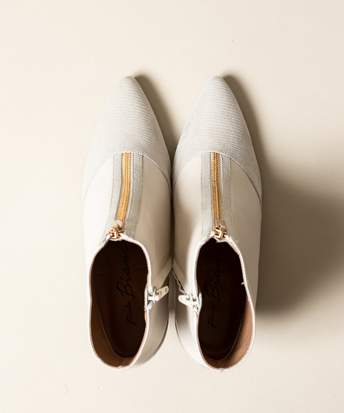 PICHE ABAHOUSE（ピシェ アバハウス）の「Bianc -Yulia- センタージップブーツ（ブーツ・レディース・アイボリー/ブラック・35/36/37/38/39）」の3枚目の写真