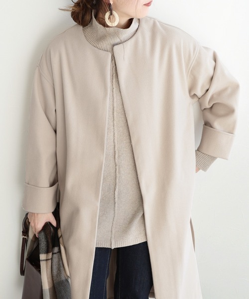 reca（レカ）の「ノーカラーロングコート（ダウンジャケット/コート・レディース・アイボリー/グリーン系その他/グレイッシュベージュ・M/L）」の2枚目の写真