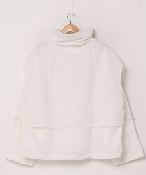 A.A.Spectrum(エーエースペクトラム)の「A.A. SPECTRUM TRACK JACKET 81202601 AA20112001(ブルゾン・メンズ・ホワイト・SMALL/LARGE)」の2枚目の写真