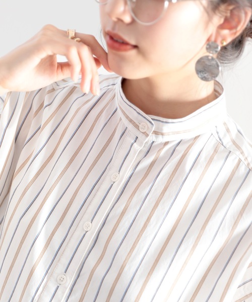 classicalelf（クラシカルエルフ）の「一枚で上級者見え。綿100％、バンドカラーストライプBIGシルエットシャツ（シャツ/ブラウス・レディース・ベージュ/オフホワイト/グレイッシュベージュ/ブラウン/サンドベージュ/グリーン・MEDIUM/LARGE/X-LARGE）」の21枚目の写真