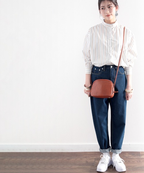 classicalelf（クラシカルエルフ）の「一枚で上級者見え。綿100％、バンドカラーストライプBIGシルエットシャツ（シャツ/ブラウス・レディース・ベージュ/オフホワイト/グレイッシュベージュ/ブラウン/サンドベージュ/グリーン・MEDIUM/LARGE/X-LARGE）」の22枚目の写真