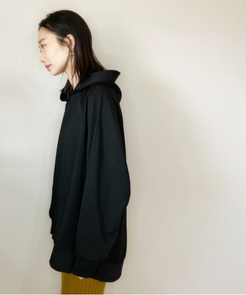 AZUL ENCANTO（アズールエンカント）の「フーディトップス（パーカー・レディース・ホワイト/ブラック/キャメル・FREE）」の21枚目の写真