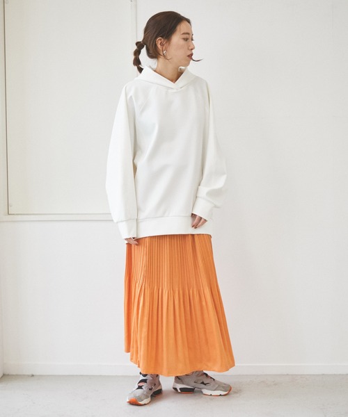 AZUL ENCANTO（アズールエンカント）の「フーディトップス（パーカー・レディース・ホワイト/ブラック/キャメル・FREE）」の7枚目の写真