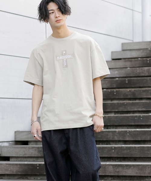 A.S.M（エーエスエム）の「【 KANGOL × A.S.M コラボ 】 カンゴール ユニセックス 16/- USAコットン オーバーサイズ クロス ボックスロゴ Tシャツ（Tシャツ/カットソー・メンズ・ホワイト/ブラック/ベージュ/サックスブルー/ホワイト系その他/スモークピンク/グレイッシュベージュ・48/50/52）」の6枚目の写真