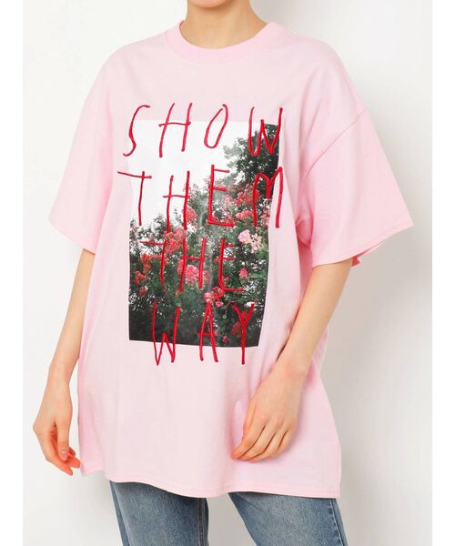 jouetie(ジュエティ)の「グランジフォトロゴ BIG Tシャツ(Tシャツ/カットソー・レディース・ブラック/ピンク/アイボリー・MEDIUM)」の4枚目の写真