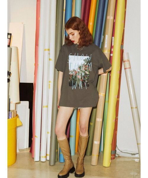 jouetie(ジュエティ)の「グランジフォトロゴ BIG Tシャツ(Tシャツ/カットソー・レディース・ブラック/ピンク/アイボリー・MEDIUM)」の12枚目の写真