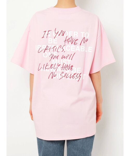 jouetie(ジュエティ)の「グランジフォトロゴ BIG Tシャツ(Tシャツ/カットソー・レディース・ブラック/ピンク/アイボリー・MEDIUM)」の21枚目の写真