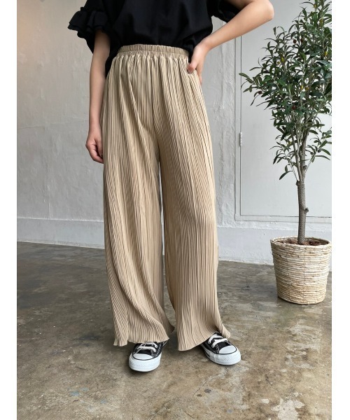 DAIS-Y（デイジー）の「プリーツメロウワイドシルエット　ストレートパンツ（その他パンツ・レディース・ブラック/オリーブ/ラベンダー・FREE）」の7枚目の写真