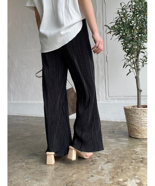 DAIS-Y（デイジー）の「プリーツメロウワイドシルエット　ストレートパンツ（その他パンツ・レディース・ブラック/オリーブ/ラベンダー・FREE）」の18枚目の写真