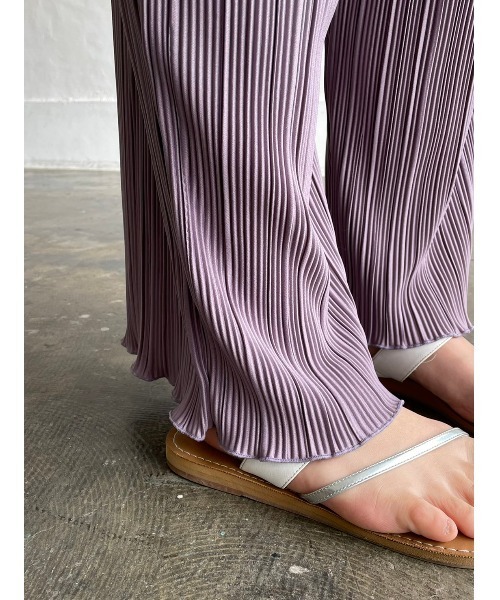 DAIS-Y（デイジー）の「プリーツメロウワイドシルエット　ストレートパンツ（その他パンツ・レディース・ブラック/オリーブ/ラベンダー・FREE）」の21枚目の写真
