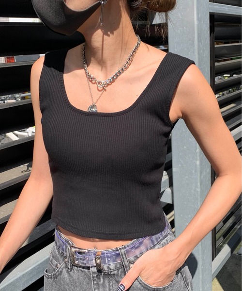 RASVOA（ラスボア）の「カットリブカップ付きバッククロスタンク（タンクトップ・レディース・ブラック/オフホワイト・FREE）」の2枚目の写真