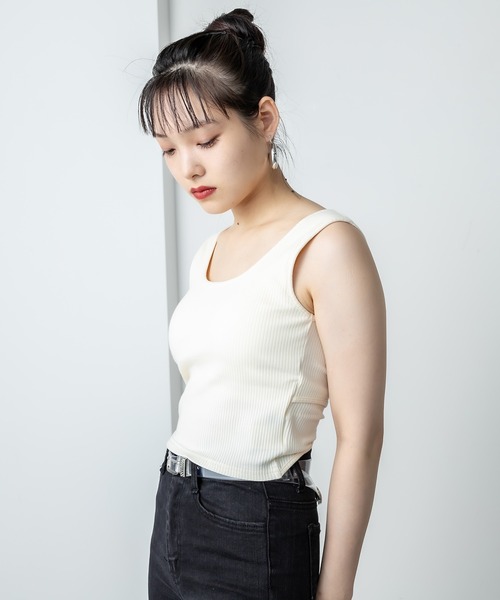 RASVOA（ラスボア）の「カットリブカップ付きバッククロスタンク（タンクトップ・レディース・ブラック/オフホワイト・FREE）」の17枚目の写真