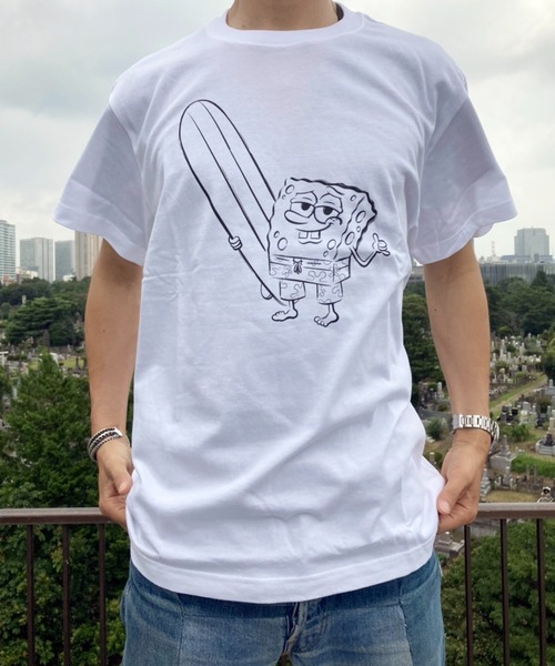 PROJECT SR'ES(プロジェクトエスアールエス)の「【SPONGEBOB/スポンジボブ】サーフボードプリントTシャツ(Tシャツ/カットソー・メンズ・ブラック/ホワイト・LARGE/MEDIUM/X-LARGE)」の9枚目の写真