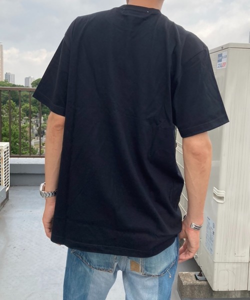 PROJECT SR'ES(プロジェクトエスアールエス)の「【SPONGEBOB/スポンジボブ】サーフボードプリントTシャツ(Tシャツ/カットソー・メンズ・ブラック/ホワイト・LARGE/MEDIUM/X-LARGE)」の6枚目の写真