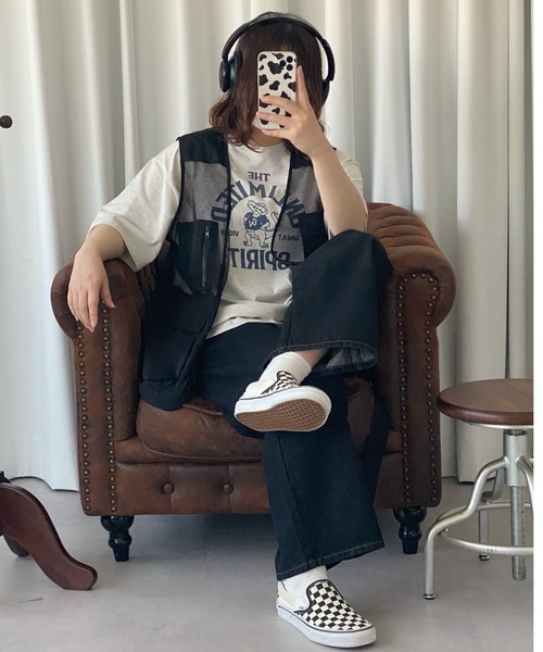 kutir（クティール）の「アソートプリントカレッジTシャツ（Tシャツ/カットソー・レディース・ホワイト系その他/グリーン/マスタード/オフホワイト/パープル/キャメル・FREE）」の3枚目の写真